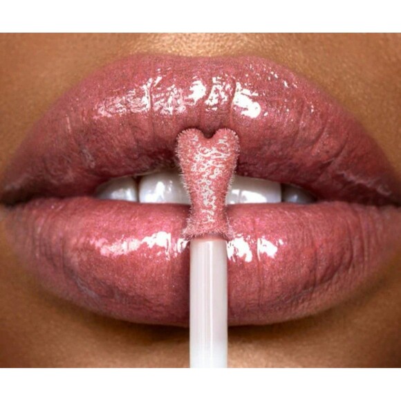 NIB Charlotte Tillbury Collagen Lip Bath Gloss in Rosy Glow - Soft Pinky Nude - Picture 3 of 5